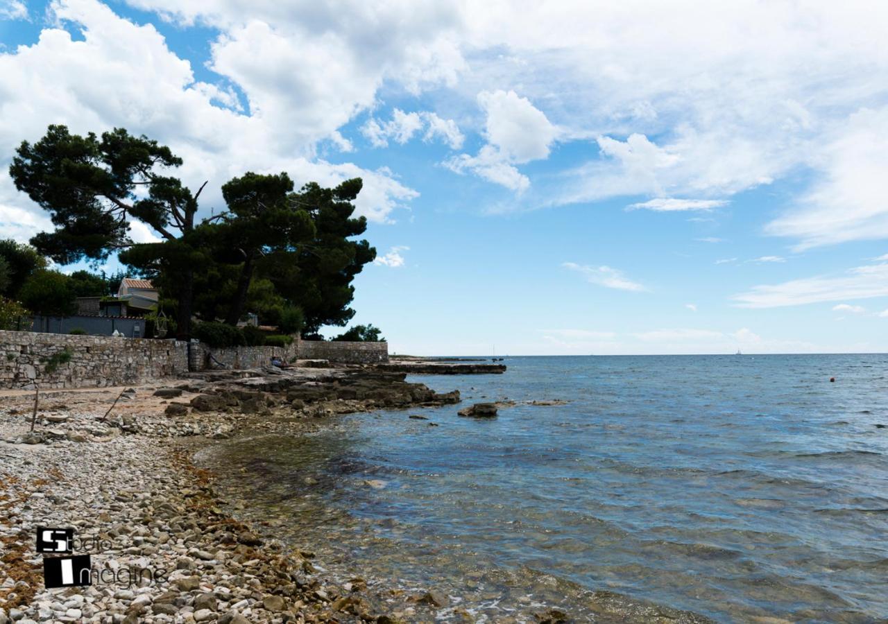Charming Stone Cottage By The Sea Umag Luaran gambar