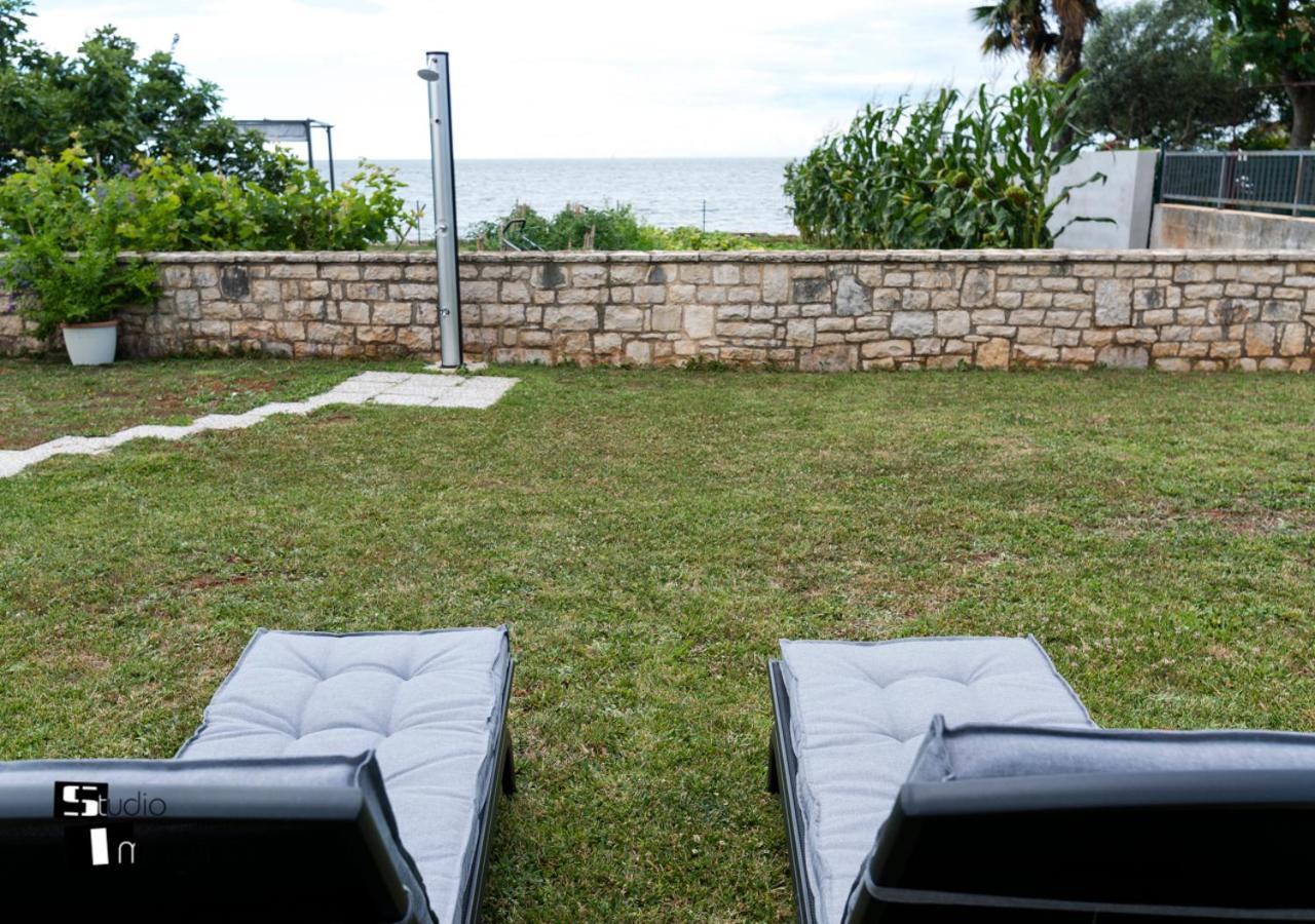 Charming Stone Cottage By The Sea Umag Luaran gambar