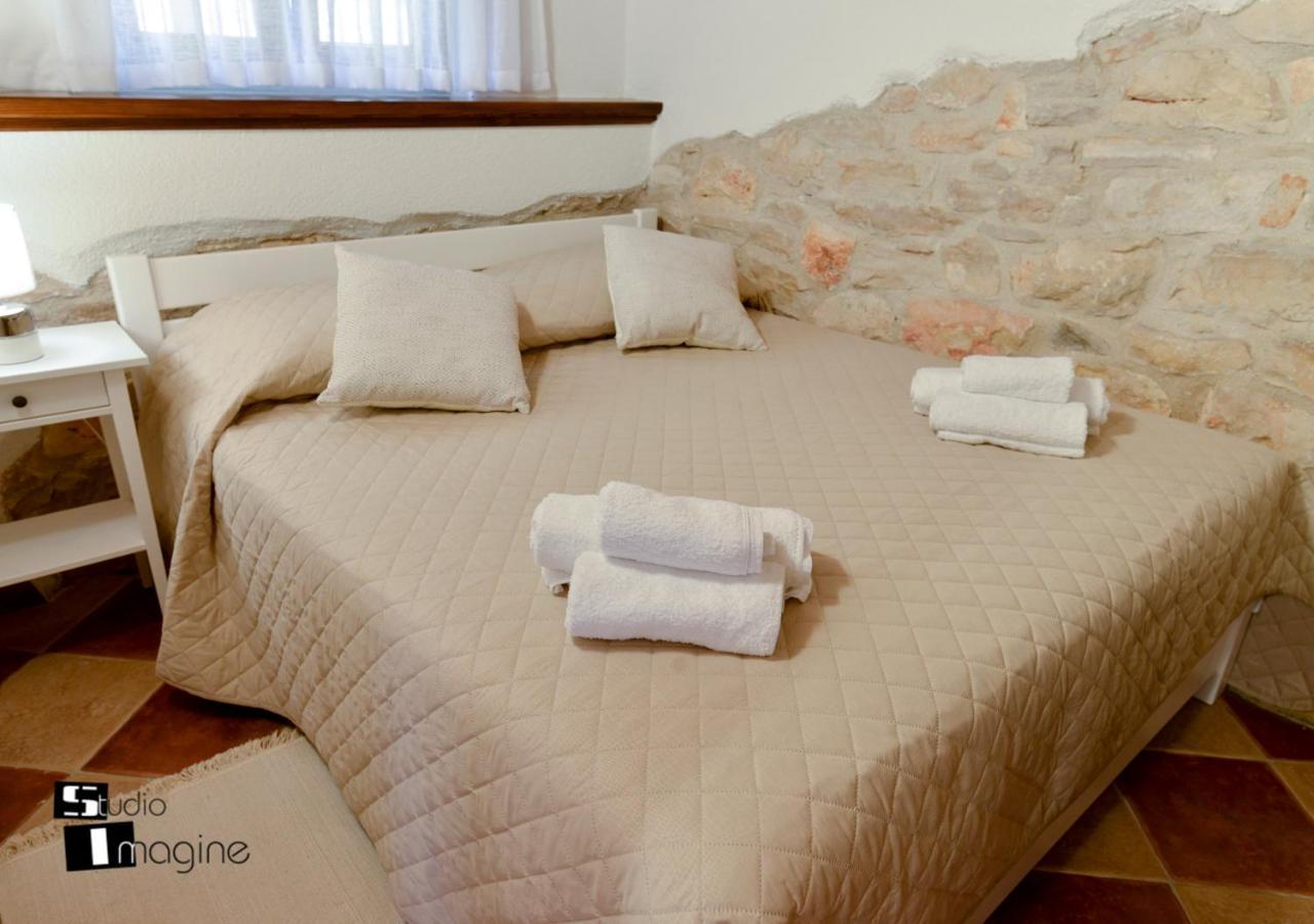 Charming Stone Cottage By The Sea Umag Luaran gambar