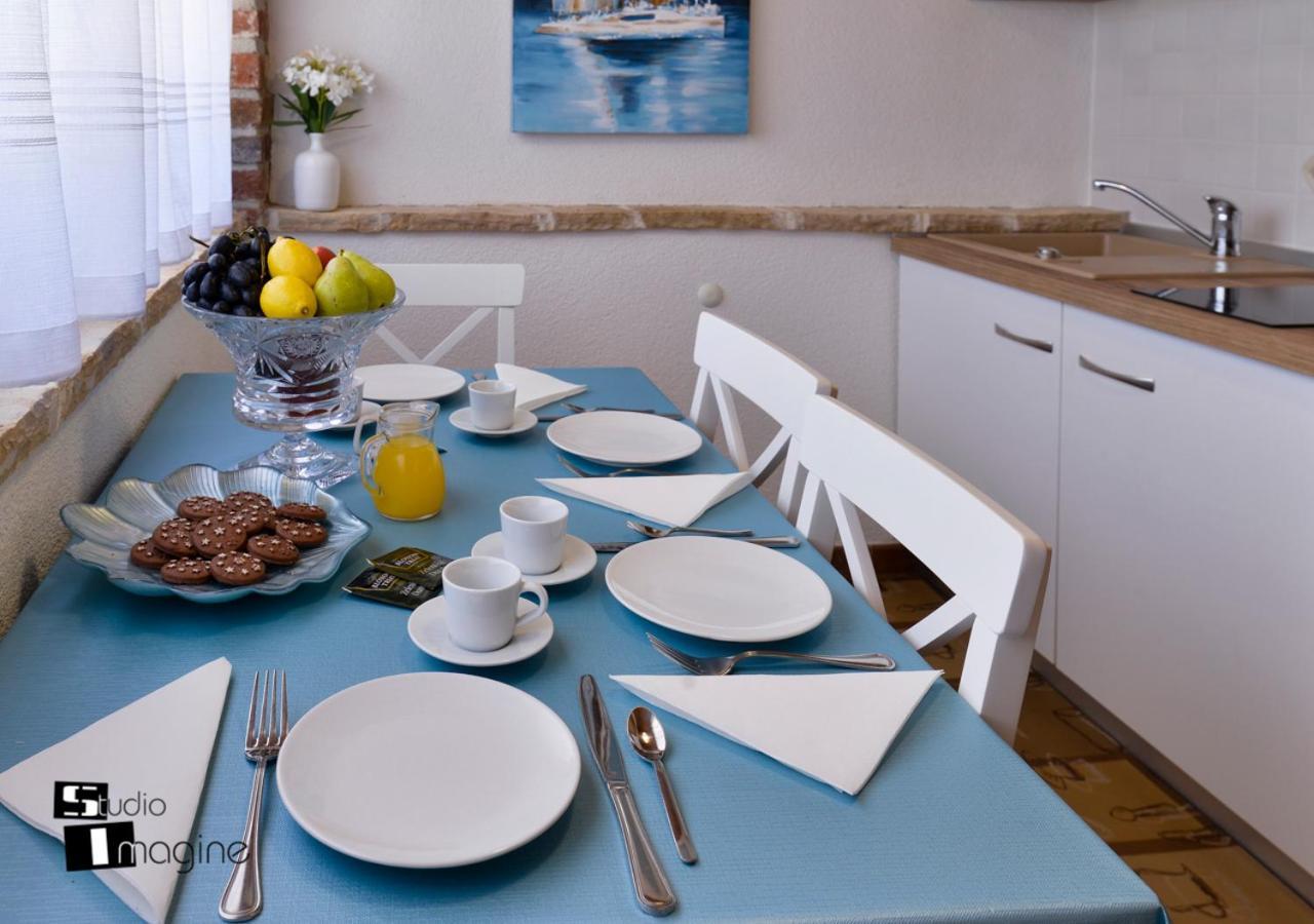 Charming Stone Cottage By The Sea Umag Luaran gambar