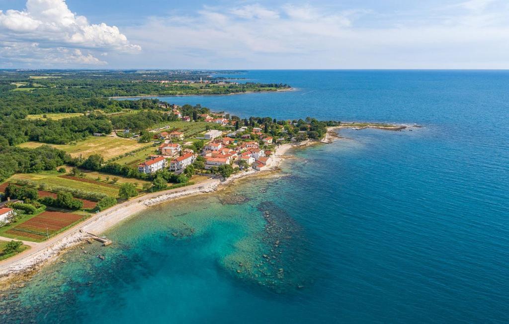 Charming Stone Cottage By The Sea Umag Luaran gambar